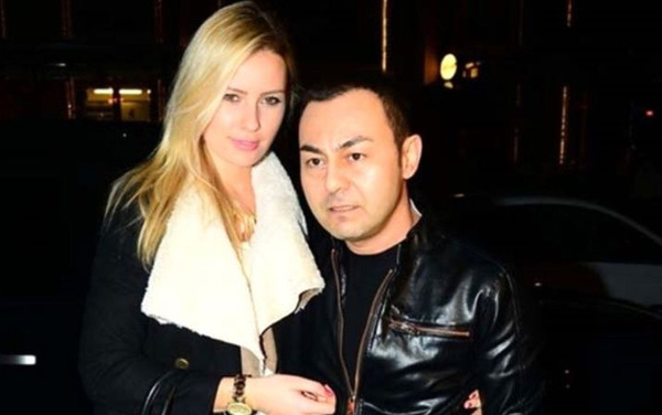 Chloe Loughnan yasaklamıştı! Serdar Ortaç eski günlere hızla döndü - Sayfa 1
