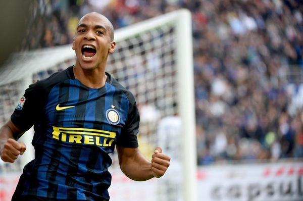 İtalyan gazeteci bombayı patlattı! Galatasaray Joao Mario'yla anlaştı - Sayfa 1