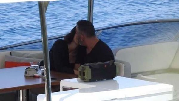 Defne Samyeli ve Cem Yılmaz'dan videolu yanıt! Ayrılık iddiası gündeme bomba gibi düşmüştü - Sayfa 2