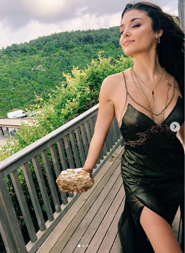 Hande Erçel o kişiyi affetmedi! 'Bazlama surat' davası açtı - Sayfa 3