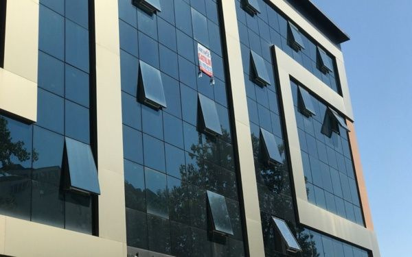Bilecik'te yolda başına cam düşen kadın 17 gün sonra öldü - Sayfa 4