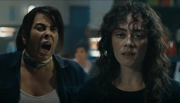 Avlu dizisinin usta oyuncusu Nursel Köse saldırıya uğradı! 'Tükürüp tartakladılar' - Sayfa 1