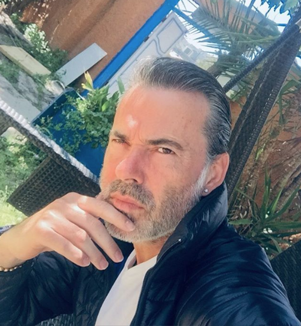 Yeğeniyle yasak aşk yaşayıp eşinden boşanan Murat Başoğlu'nun yeni aşkı olay - Sayfa 12