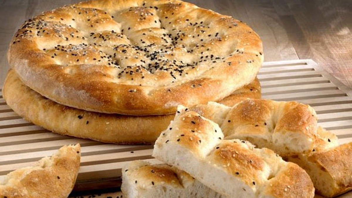 ŞİRİNDEN DE ŞİRİN ÇAPRAZ BANTLI BEBEK PATİK YAPIMI 61