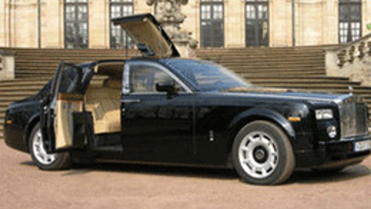 2-5-milyon-euro-luk-rolls-royce-internet-haber