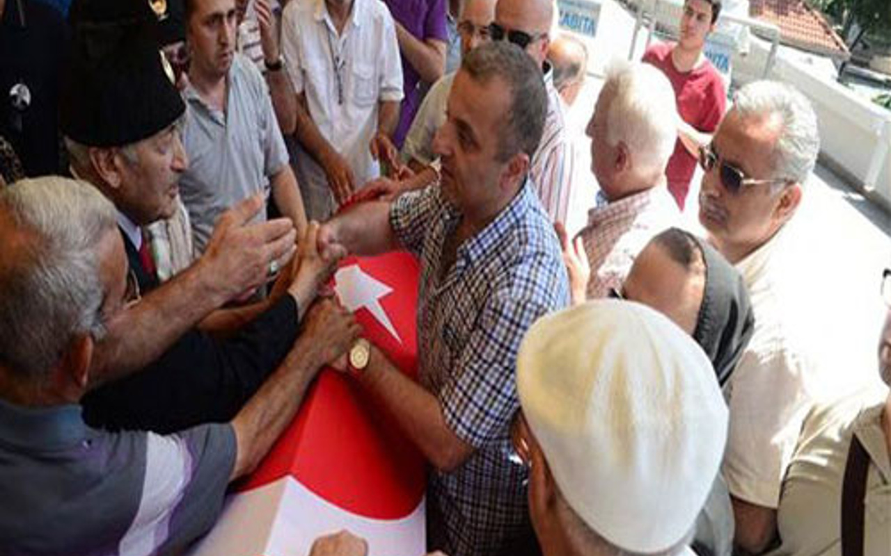 Yaşar Nuri Öztürk�ün cenaze töreni eski eşi ve nişanlısı&hellip;
