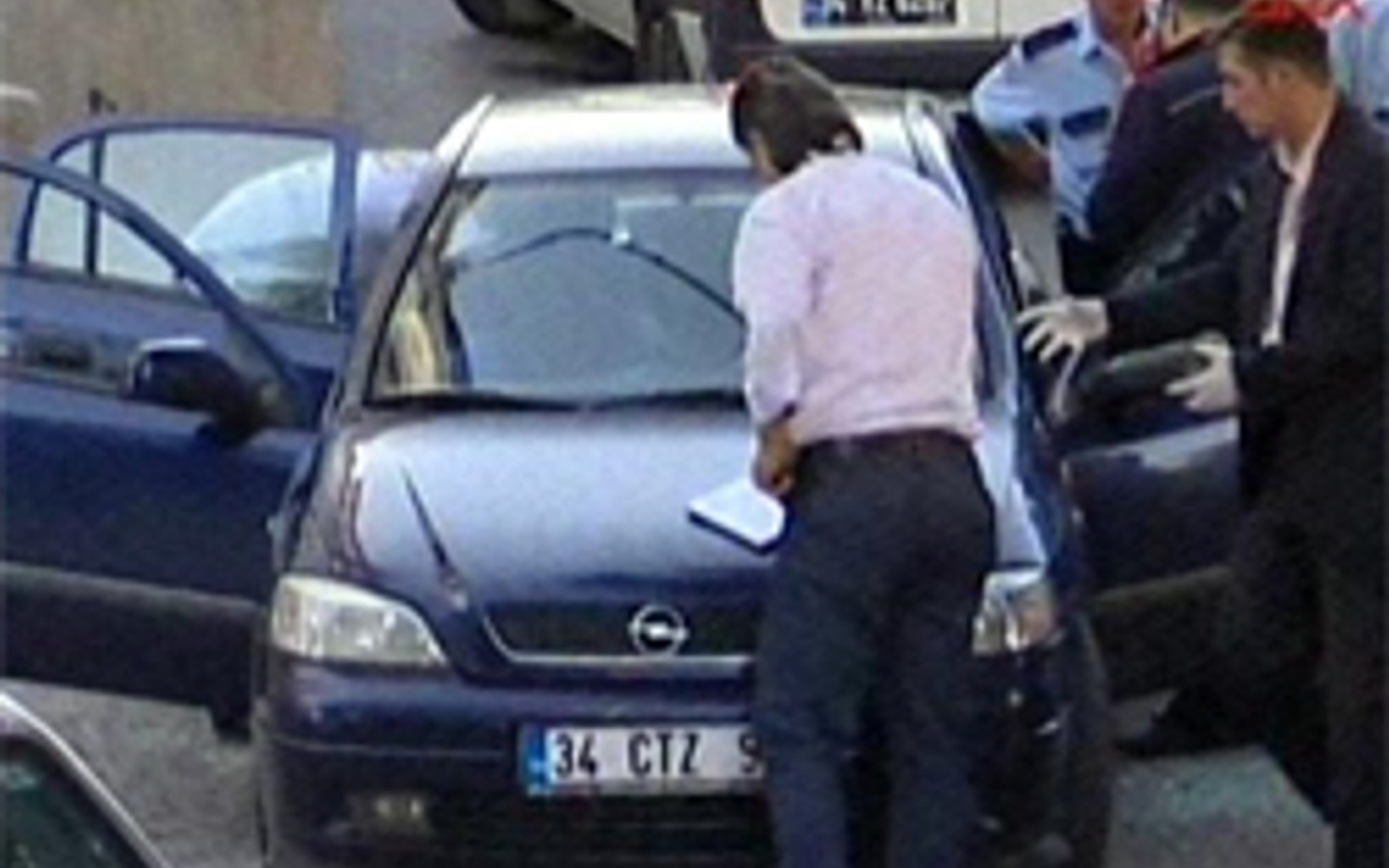Kız kavgası Kadıköyde can aldı Haber