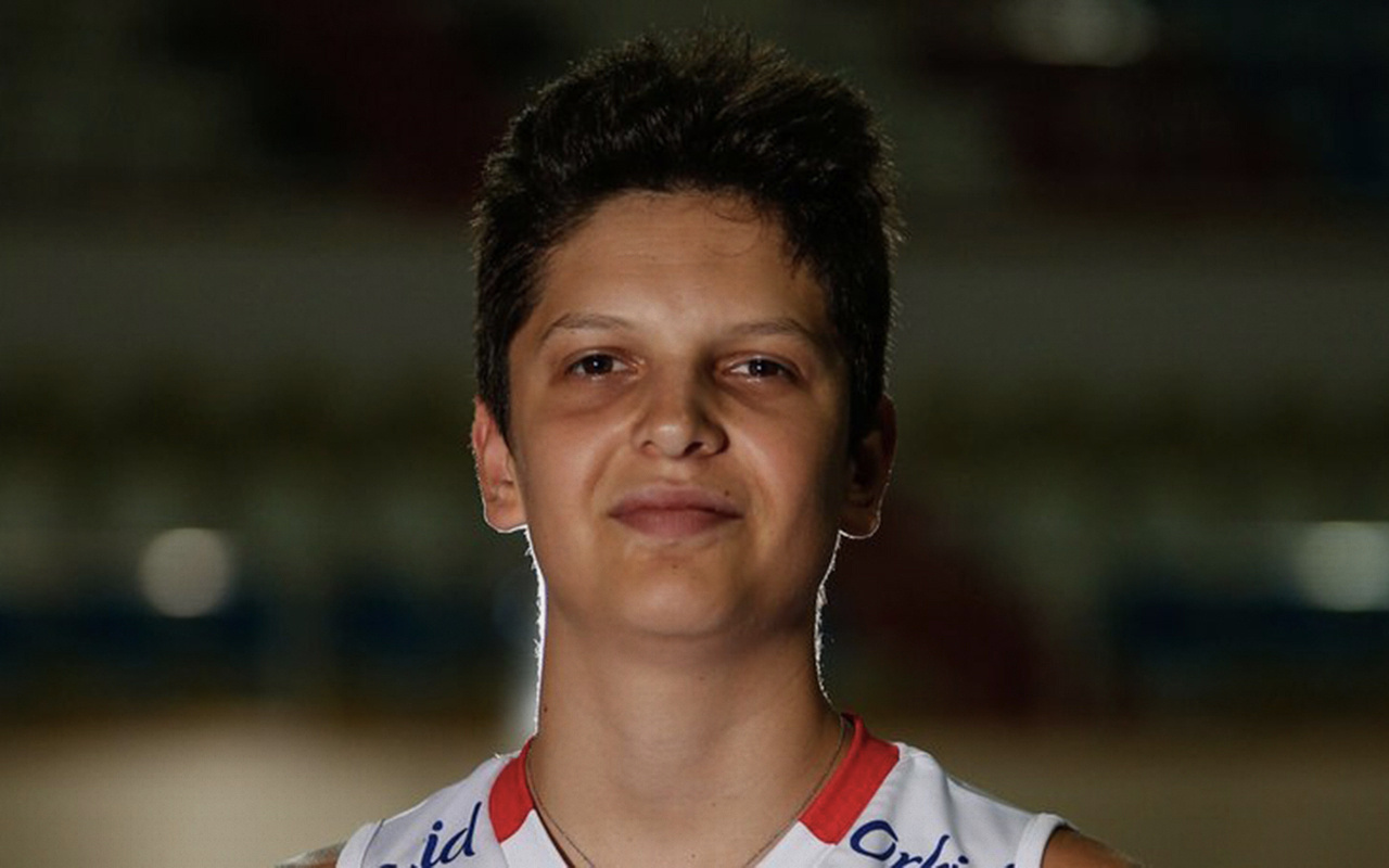 Ebrar Karakurt sevgilisi kimdir Ebrar Karakurt uzun saçlı hali nasıldı