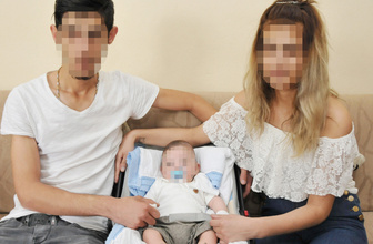 Uyuşturucu bağımlısı Rüzgar bebek anne babasında kalacak