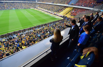 Ekrem İmamoğlu Fenerbahçe Galatasaray derbisinde
