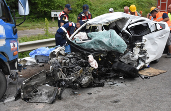 Sinop'ta korkunç kaza: 2 üniversiteli genç öldü 1 kişi yaralandı