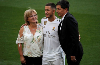 Real Madrid Eden Hazard'ı tanıttı yer yerinden oynadı