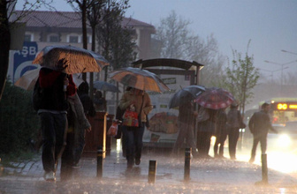 Meteorolojiden yeni uyarı! Gök gürültülü sağanaklar devam ediyor