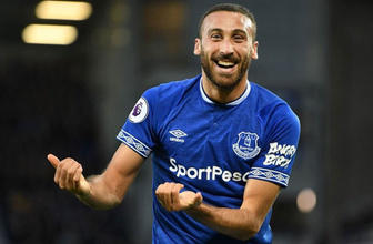 Eski takımı Beşiktaş'ın teklifini geri çeviren Cenk Tosun kararını verdi!