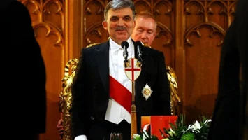 ak partili isimden abdullah gul e