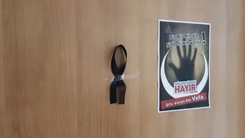 Artvin Hopa Da Ilac Yazmayan Doktoru Dovduler Internet Haber