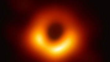 İşte herkesin merakla beklediği kara delik fotoğrafı - Internet Haber