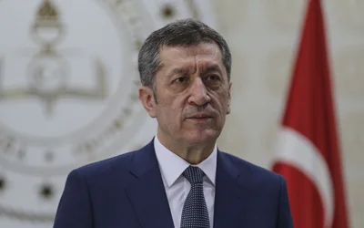 Trt 1 Tanitim Gecesi Nde Degisim Seyircinin Begenisine Sunuldu Internet Haber