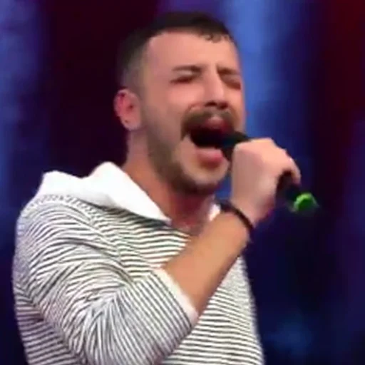 isyan la fenomen olan ahmet parlak o ses turkiye sahnesinde