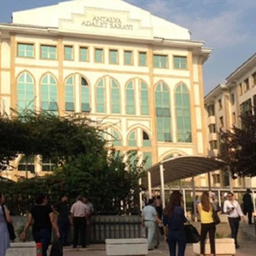 antalya adliyesi nde panigi ilk goruntuler