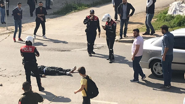 Kocaeli’de aranması olan şahıs polise ateş ederek kaçarken vurularak öldürüldü