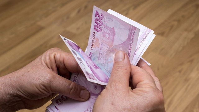 Bayram ikramiyesi kaç para oldu 2019 zam mı geldi?