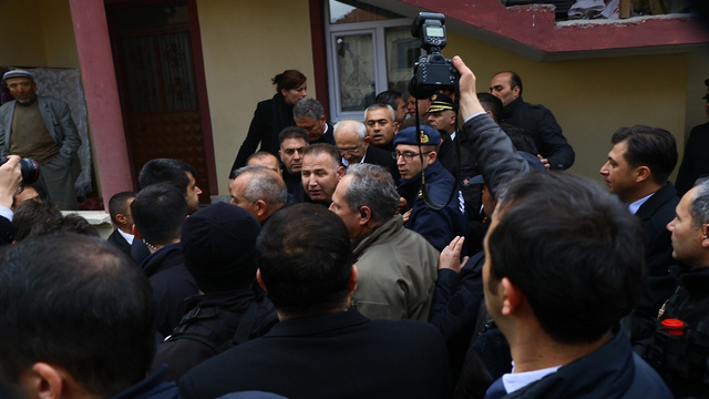 Kılıçdaroğlu bulunduğu evden işte böyle çıkartıldı