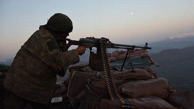 Ağrı'da 2 PKK'lı terörist etkisiz hale getirildi