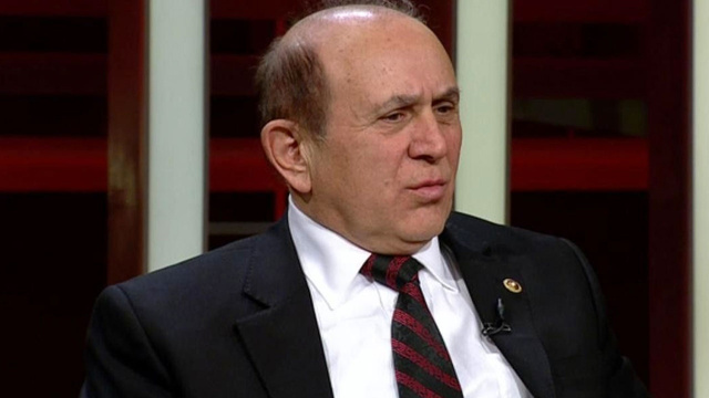 Burhan Kuzu'dan Ahmet Hakan'a tebrik: İmamoğlu'nun maskesinin bir kısmını düşürdü