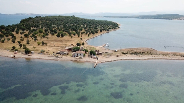 Ege denizindeki satılık ada fiyatıyla dudak uçuklatıyor