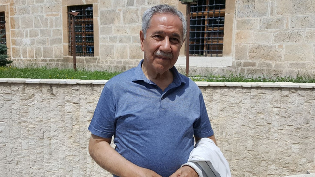 Bülent Arınç'tan İstanbul seçimi değerlendirmesi