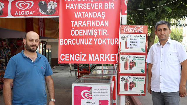 Antalya'da bir hayırsever bakkal borçlarını ödedi