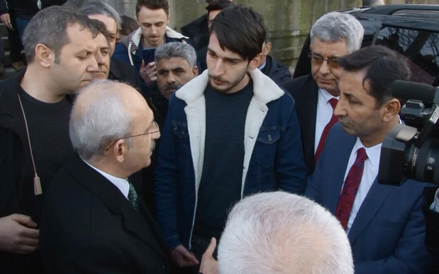 Bir genÃ§ KÄ±lÄ±Ã§daroÄlu'na HDP ile ittifakÄ± sordu ile ilgili gÃ¶rsel sonucu