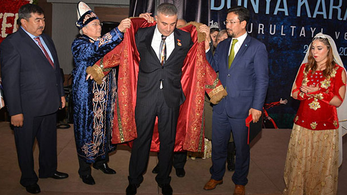 Sedat Peker'e Dünya Türklüğü Hakan'ı unvanı! - Internet Haber