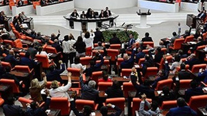 Meclis'teki 'oda kavgasına' kura çözümü
