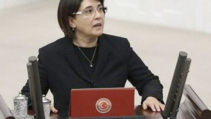 Yemin etmeyen Zana'ya maaş yok!