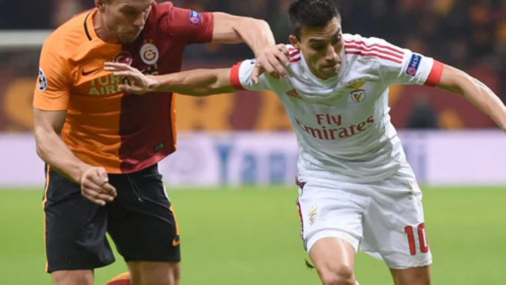 Idman Tv Az Tv Galatasaray Lazio Maci Sifresiz Frekanslari Internet Haber