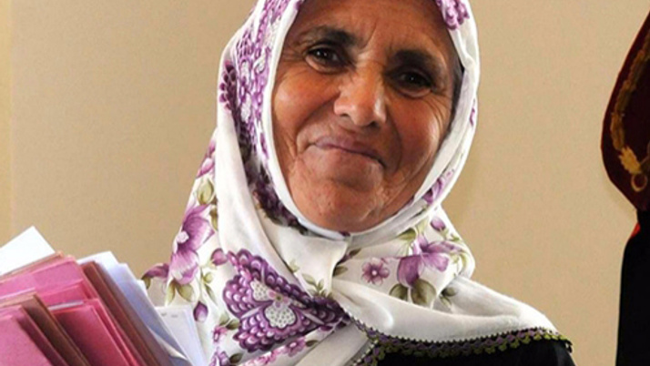 57 yaşından sonra memur oldu
