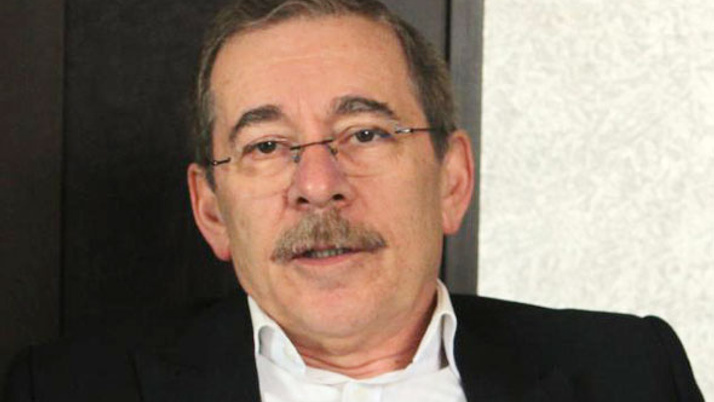 Abdüllatif Şener: Gül, Davutoğlu, Arınç'tan birşey çıkmaz!
