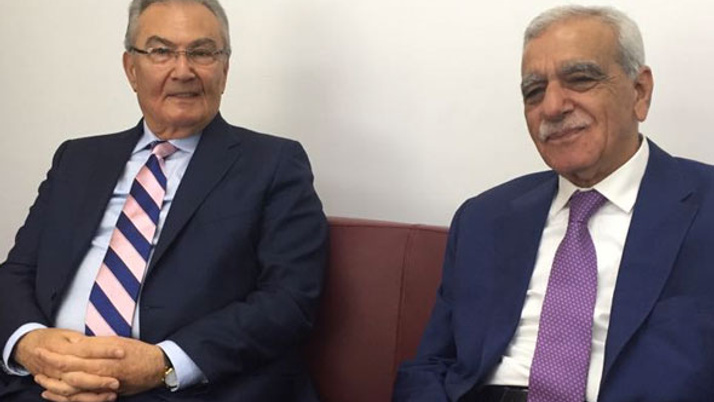 Deniz Baykal'ı Mardin'de Ahmet Türk karşıladı