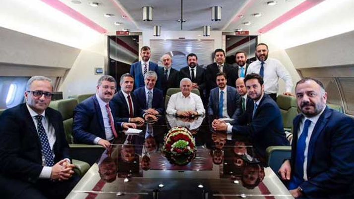 Binali Yıldırım'dan Singapur dönüşü her satırı olay açıklamalar