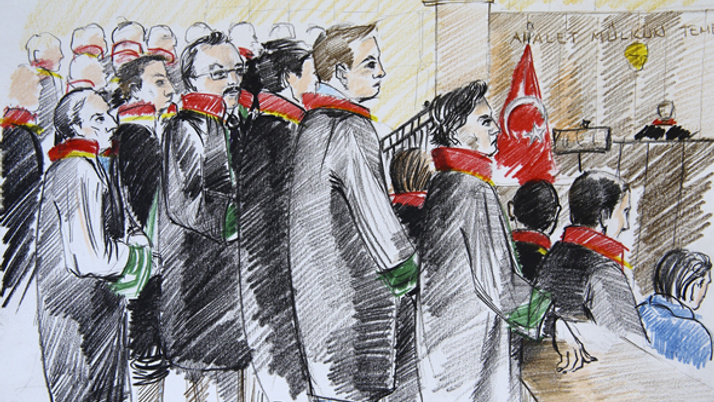 FETÖ'cü subaylar şehit yakının NATO iddiasına gülünce