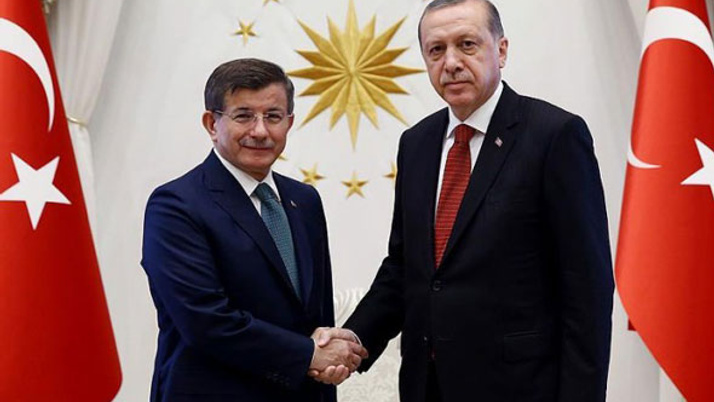 Erdoğan ile Davutoğlu 3 saat görüştü! Ne konuştular?