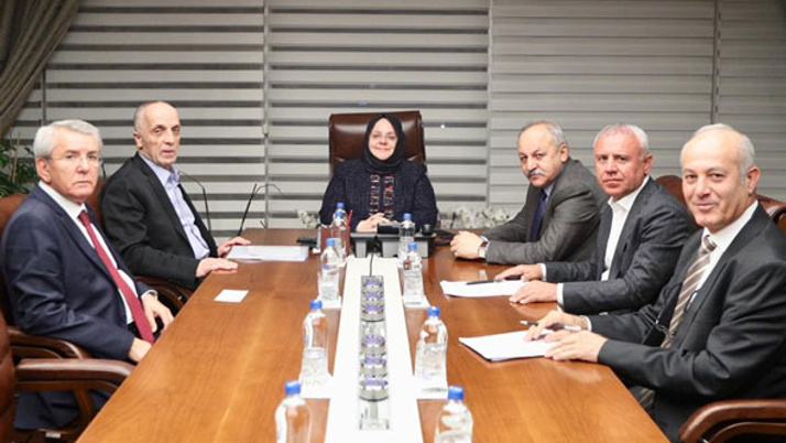 Asgari ücret kaç para olacak Türk-İş Başkanı açıkladı