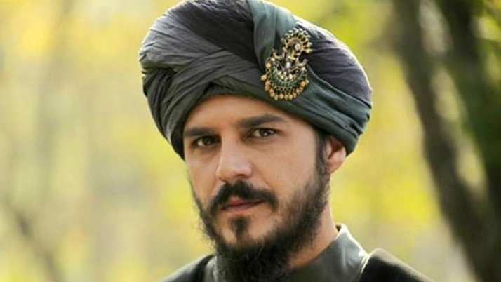 Ünlü oyuncu Mehmet Günsür'ün acı günü
