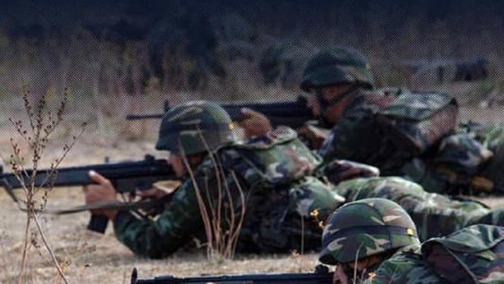 Diyarbakır'da çatışma: 2 asker yaralı