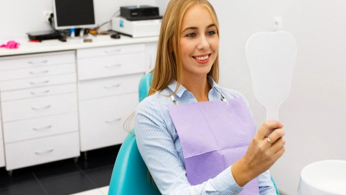 Diş implantı tedavisi hakkında bilmeniz gereken her şey