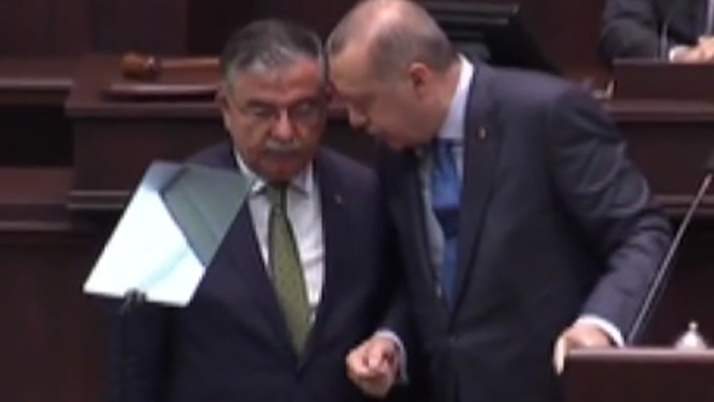 Erdoğan konuşmasına ara verip yanına çağırdı mesele bakın ne çıktı!
