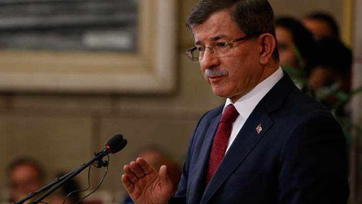 Ahmet Davutoğlu'ndan bomba adaylık açıklaması