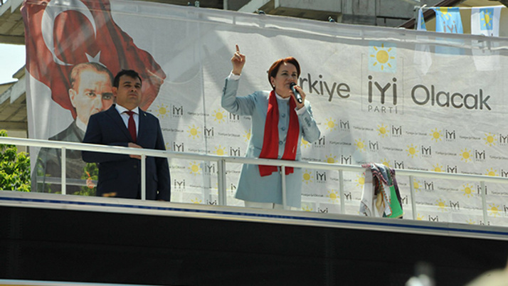 Meral Akşener: 'Jiletle kazıyamayacaklar beni'